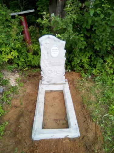 Памятник из полимербетона№28